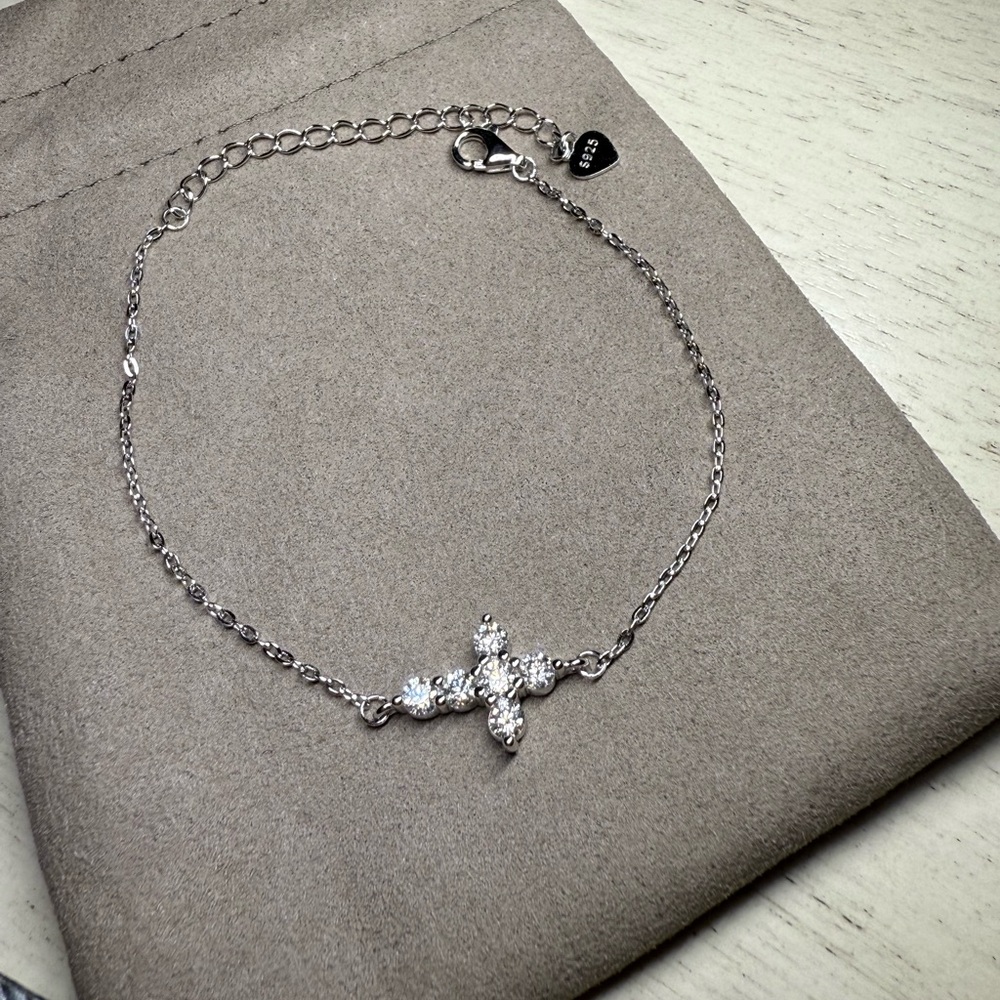 Mossainite Cross Bracelet in sterling silver